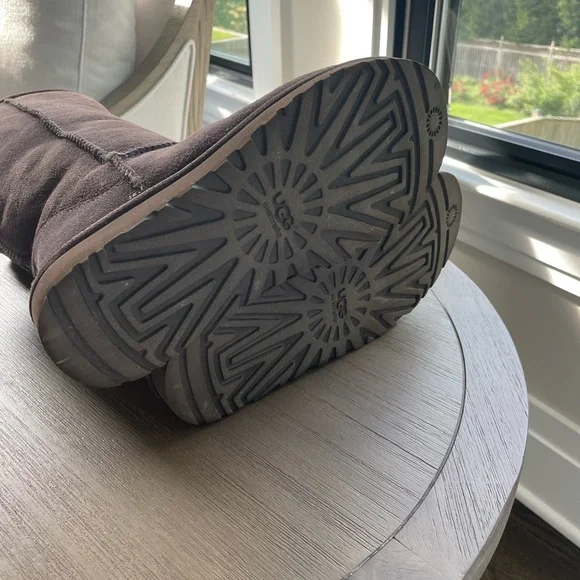 Ugg Classic Tall Brown Boots Size 7 - Picture 4 of 6